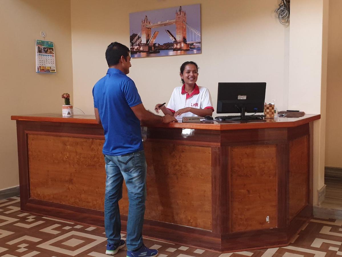 London House Resort Biratnagar Esterno foto